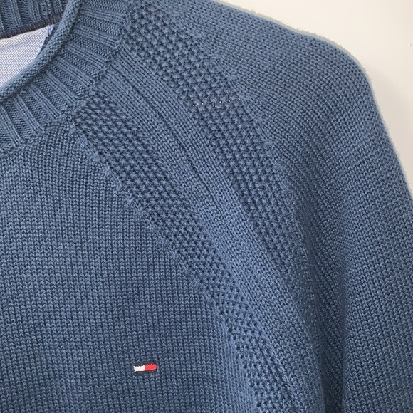 Tommy Hilfiger Size Medium 100% Cotton Sweater in blue VGUC. - Picture 7 of 13